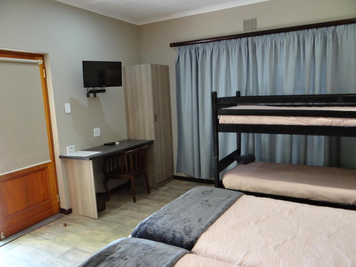 La Paix Guesthouse Beaufort West Exterior foto